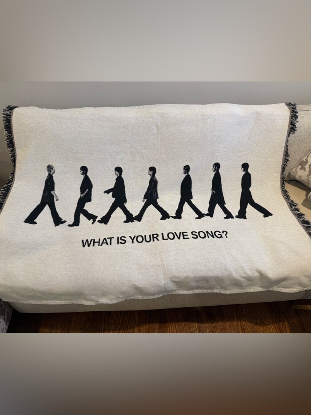BTS Arirang Merch - Blanket / Accessory Rug - Picture 4 of 6